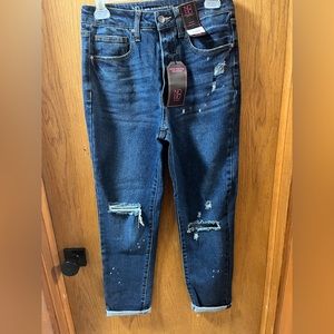 NWT size 9 girlfriend jeans